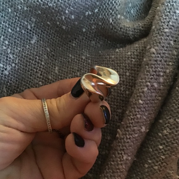 🔥 2 for 50$ 💥 Sterling silver wavy ring - Picture 9 of 9